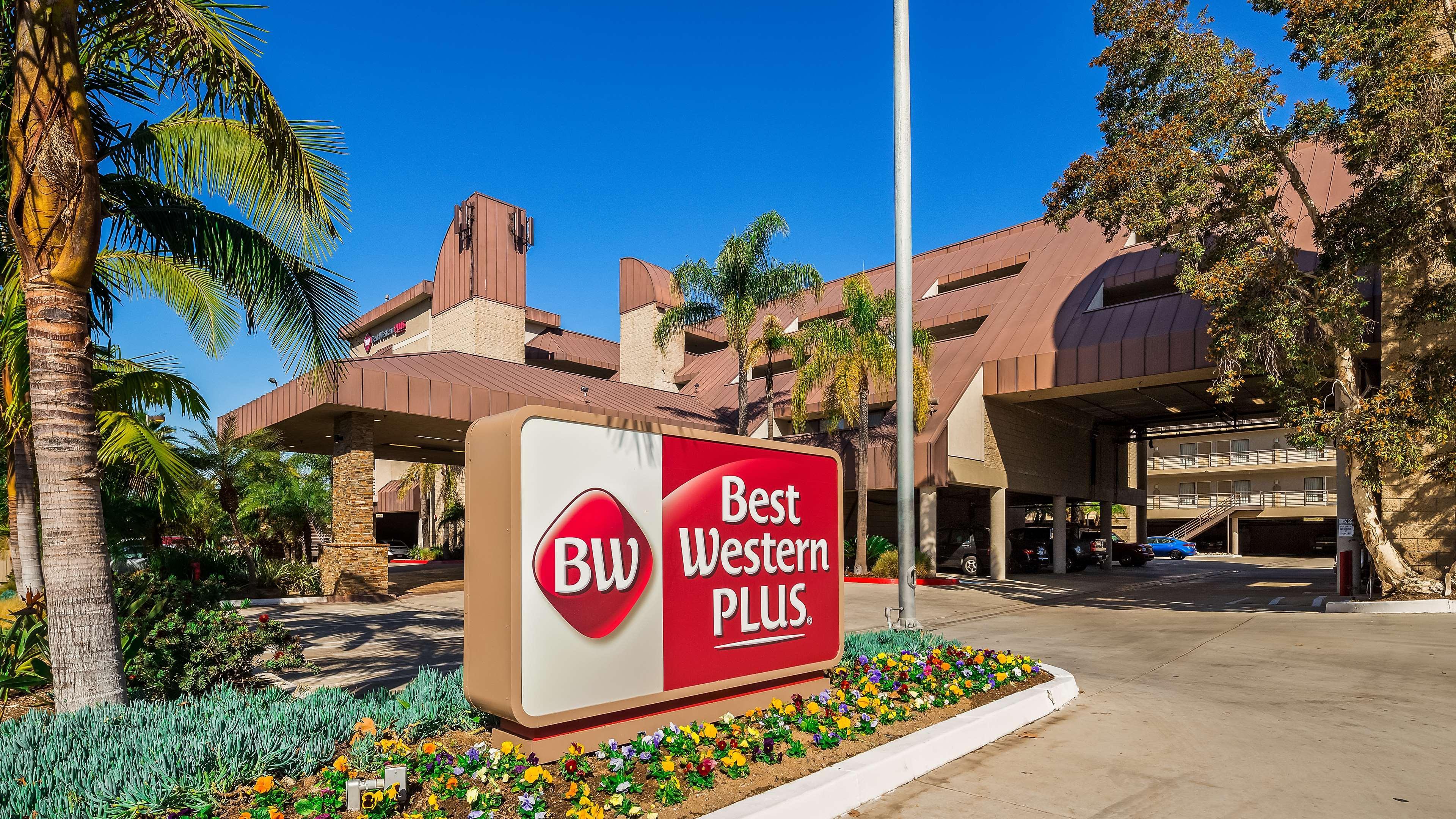 Best Western Plus Irvine Spectrum Hotel Лейк-Форест Экстерьер фото